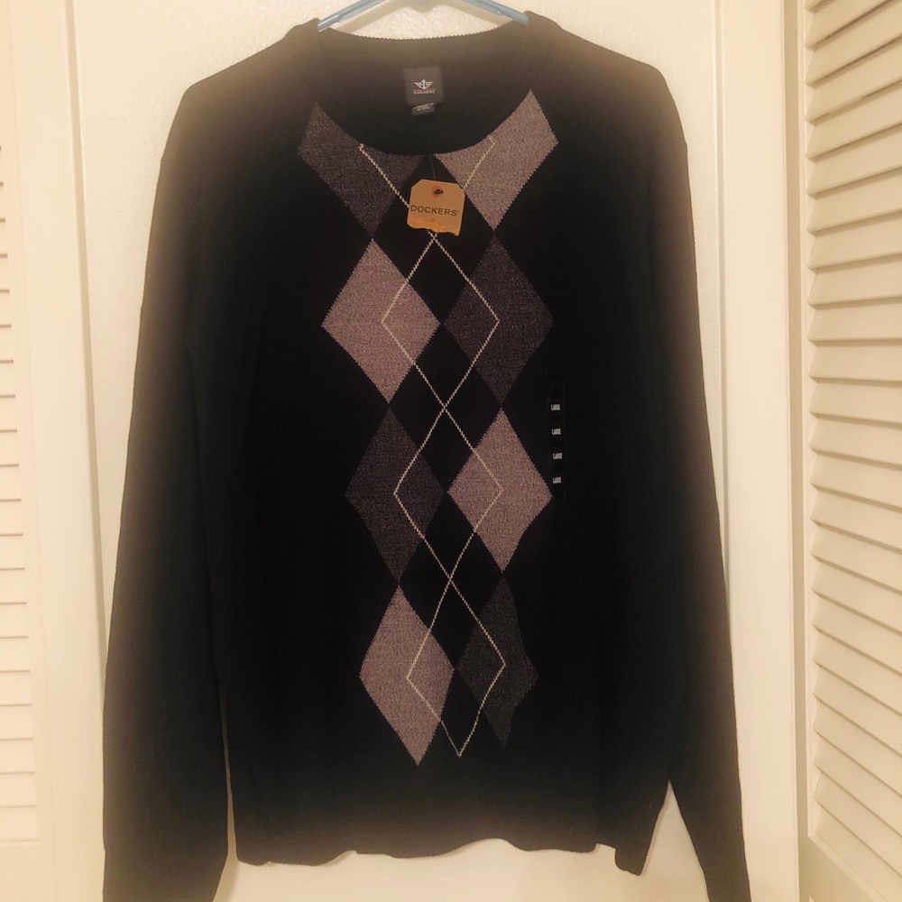 Dockers sweater